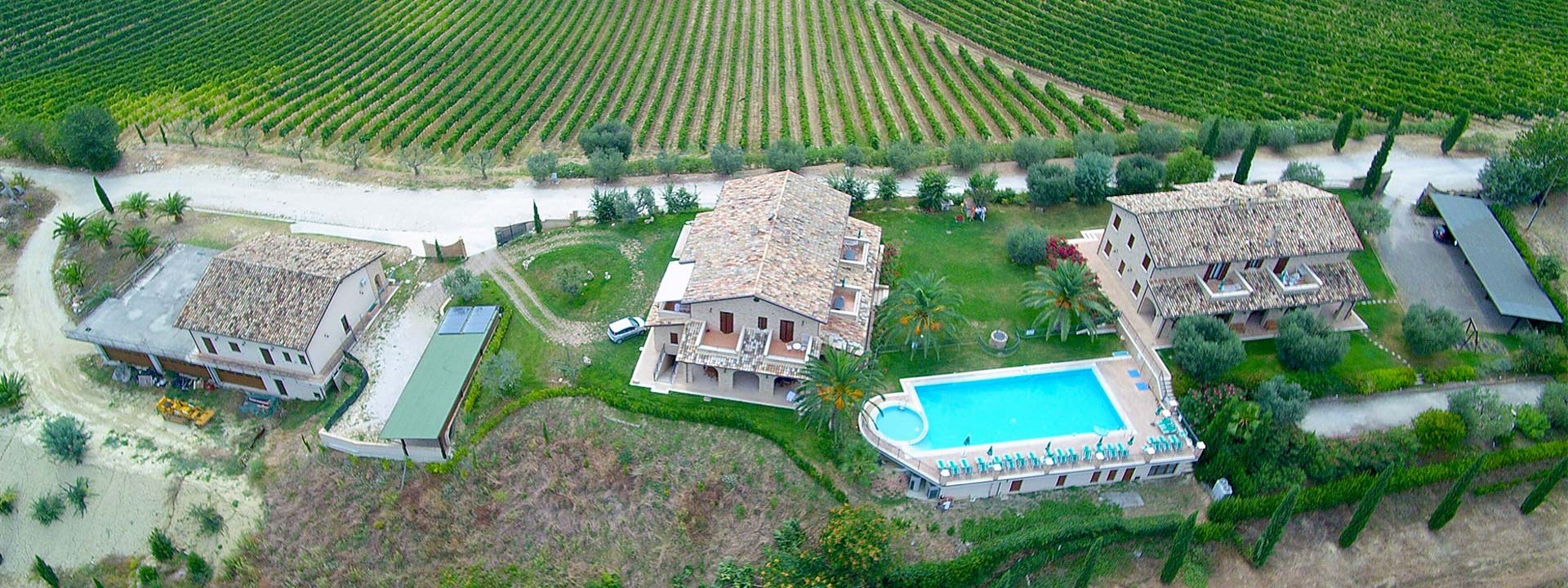 Agriturismo Marche con piscina